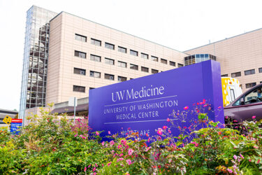 A picture of the UW Medical Center in Seattle